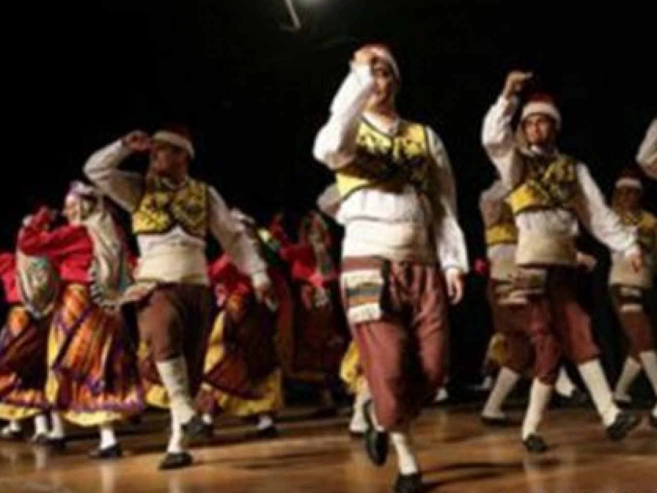 Folk Dance Ensemble - Eskisehir (Turquia)