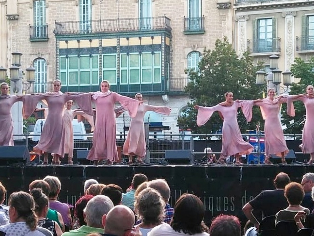 Esbart Mediterrània Dansa de Figueres